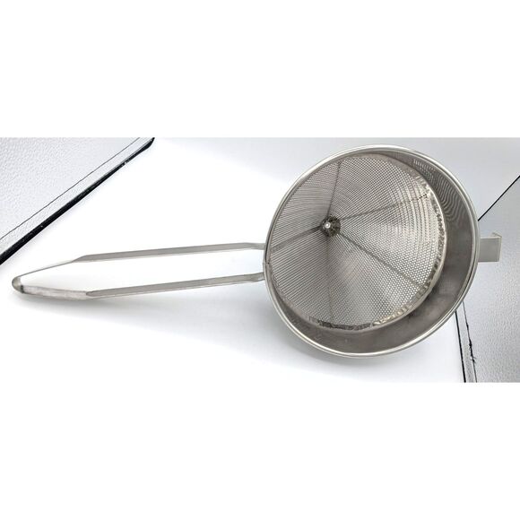 China Cap Strainer Chinois 9" Mesh Course Juicing Stainless Steel Cone Style - Picture 2 of 4